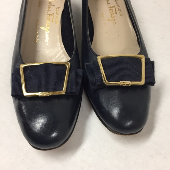 Vintage Ferragamo Boutique Dark Navy Leather Shoes - Picture 2 of 12